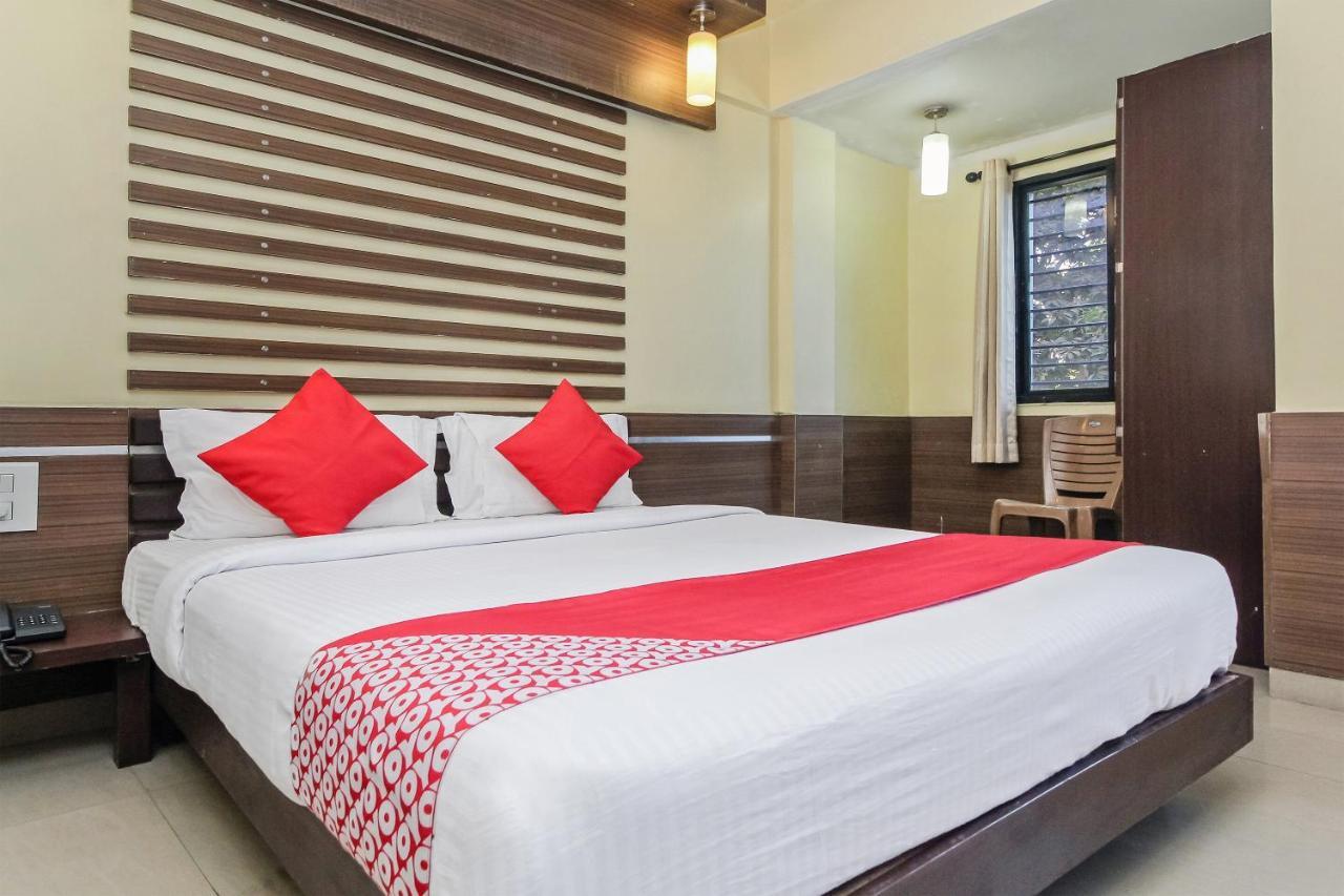 Oyo 30537 Hotel Megharaj Bijapur  Luaran gambar