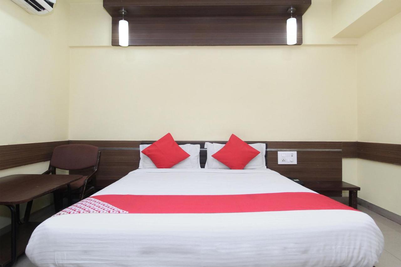 Oyo 30537 Hotel Megharaj Bijapur  Luaran gambar